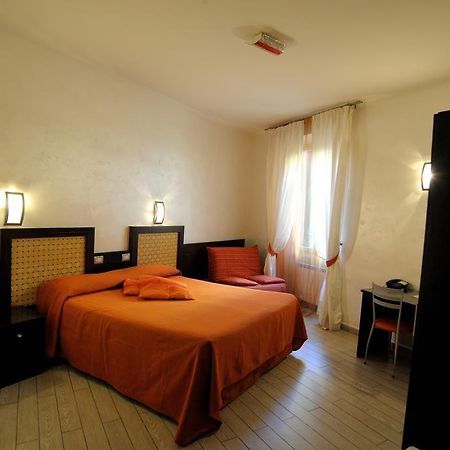 Rental In Rome 2000 Bagian luar foto