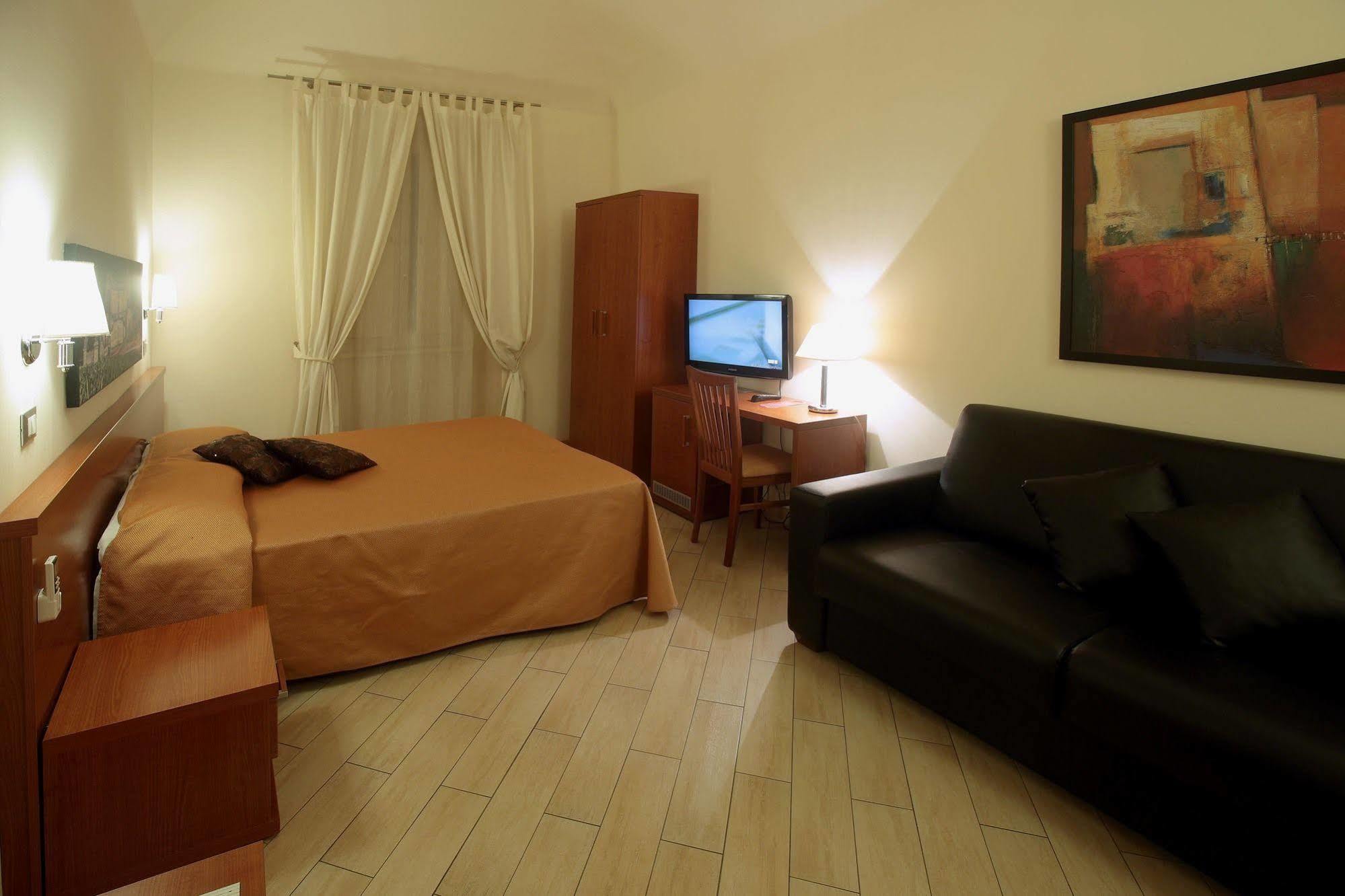 Rental In Rome 2000 Bagian luar foto